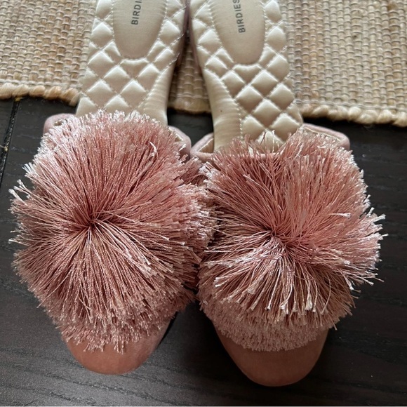Birdies The Songbird Mules Blush Pink Sz 8.5 Velvet Pom Pom Flats Warm Cozy Cute - Picture 2 of 7